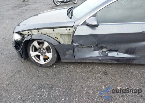 2007 BMW 328Xi z USA, uszkodzony, nr VIN WBAWC33547PD06792